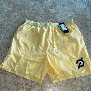 Pelotón dri fit shorts for men. Size large. New with tags
